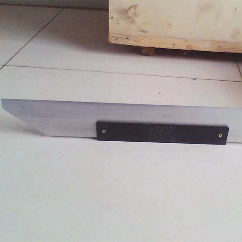 Emoñe’ẽve umi regla de aluminio rehegua .